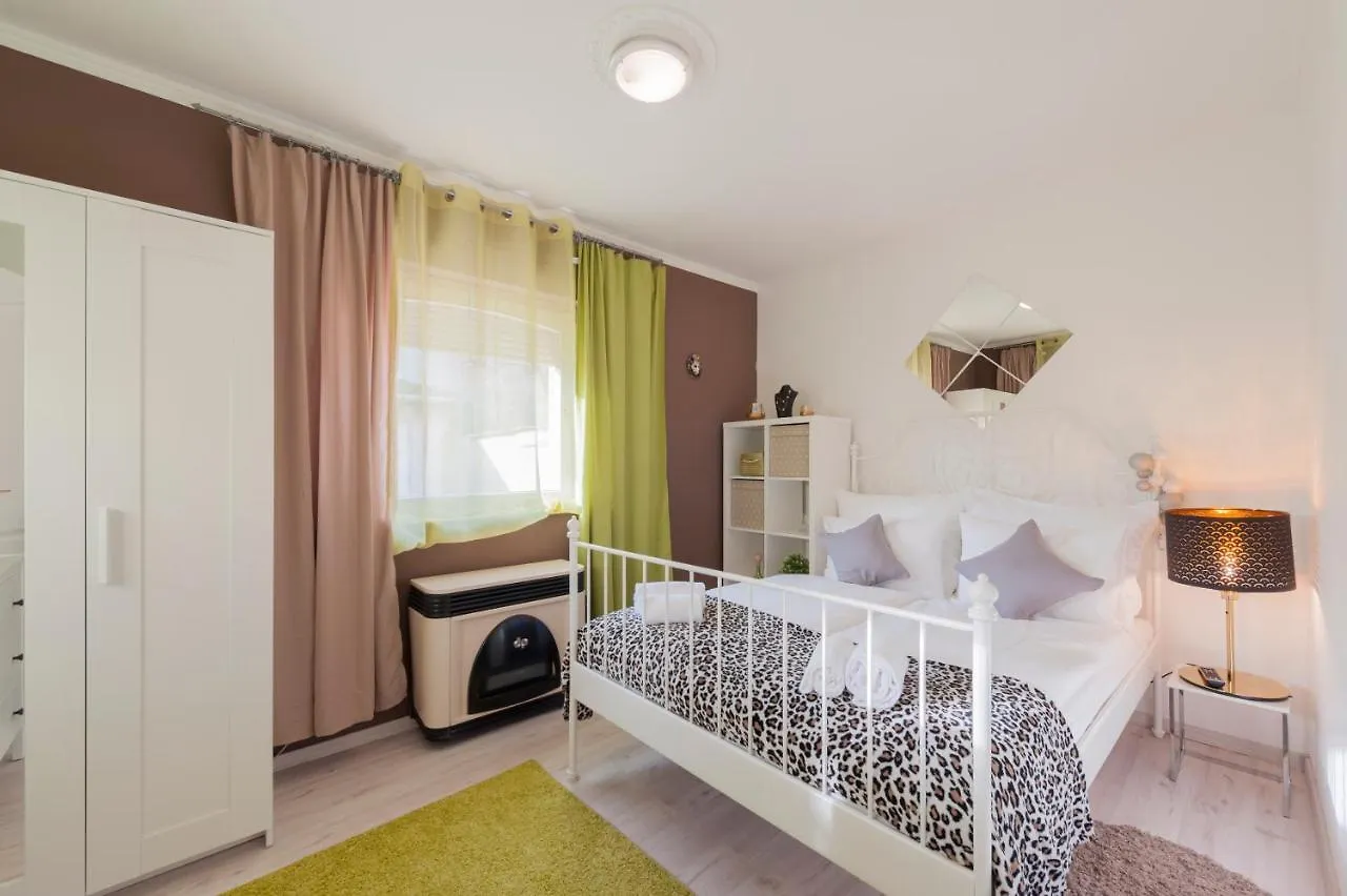 Barbarosa Sweet Dream 3 Apartment Budapest 0*,  Hungary